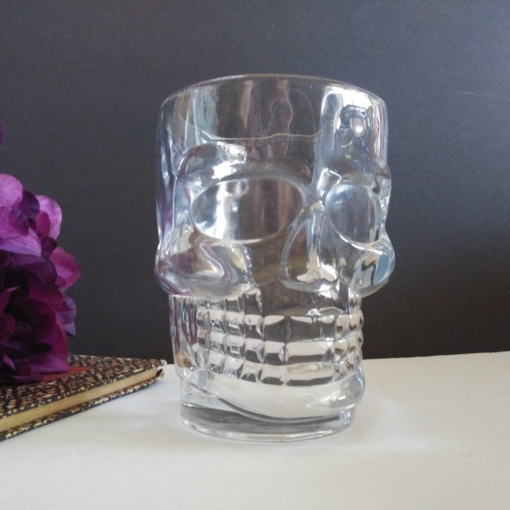 Skull Glass 16 oz Bone Handle Freezer Mug